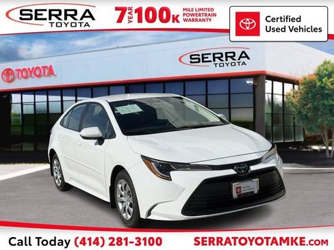 Used 2025 Toyota Corolla LE FWD image 1
