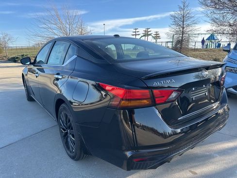 New 2025 Nissan Altima 2.5 SV w/ SV Special Edition Package image 6