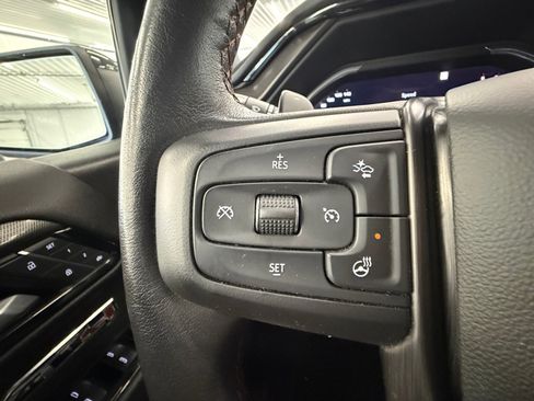 Used 2023 GMC Sierra 1500 AT4 w/ Technology Package image 17