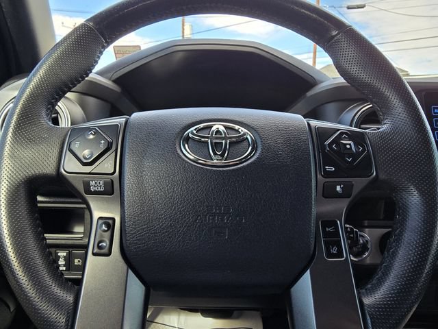 Used 2018 Toyota Tacoma TRD Off-Road AWD/4WD image 23