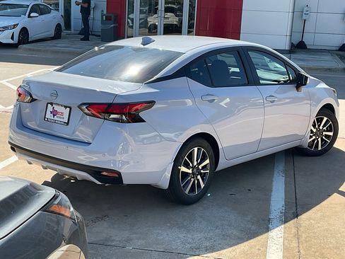 New 2025 Nissan Versa SV w/ Trunk Package image 5