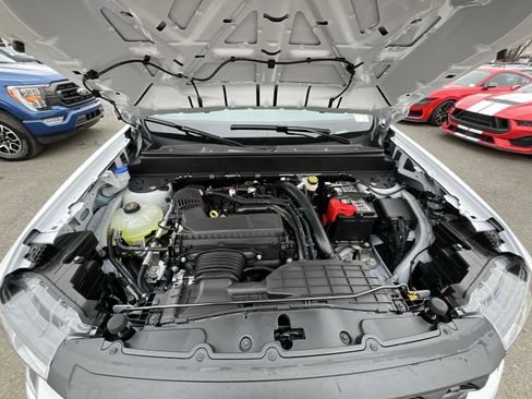 New 2026 Ford Maverick XLT image 27