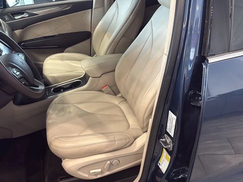 Used 2018 Lincoln MKC Premiere FWD image 15