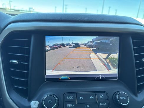 Used 2017 GMC Acadia Denali image 19