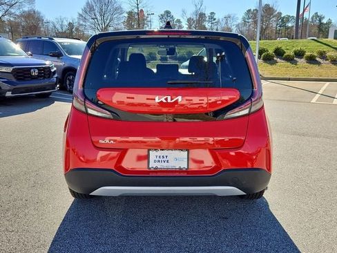 Used 2024 Kia Soul LX w/ Option Group 015 image 5