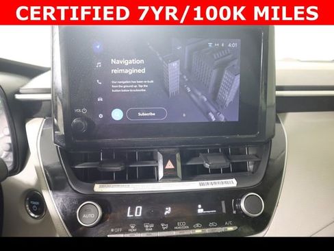 Used 2024 Toyota Corolla LE w/ LE Convenience Package FWD image 27
