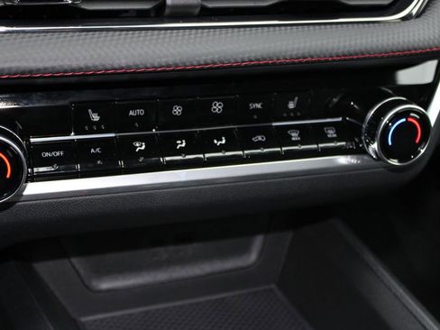 New 2026 Chevrolet Equinox RS w/ LPO, Floor Liner Package image 39