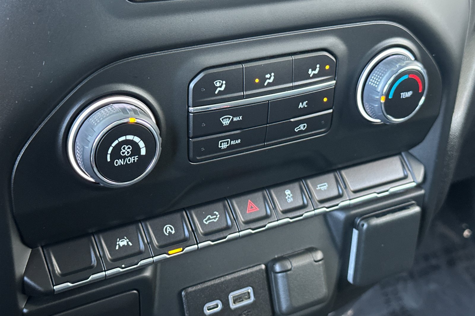Used 2022 Chevrolet Silverado 1500 Custom RWD image 18