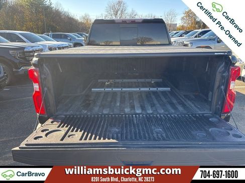 Used 2020 Chevrolet Silverado 3500 High Country w/ Technology Package image 16