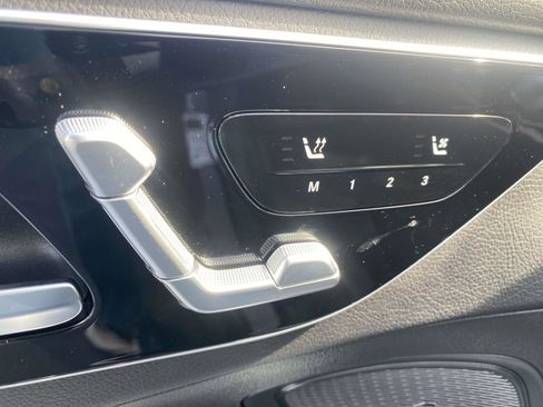 Used 2022 Mercedes-Benz C 300 Sedan image 18