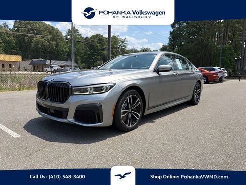 Used 2022 BMW 750i xDrive w/ Executive Package AWD/4WD image 1