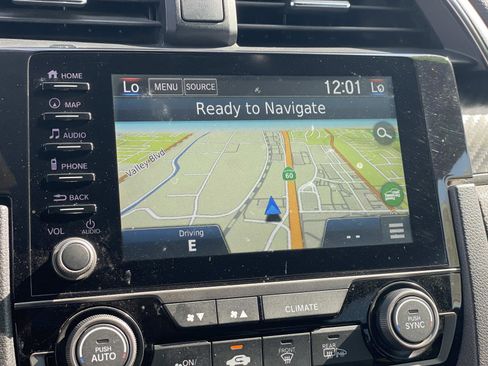 Used 2019 Honda Civic Sport Touring image 9