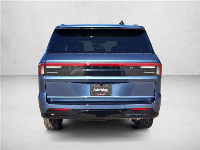 New 2027 Lincoln Navigator Reserve AWD/4WD image 8