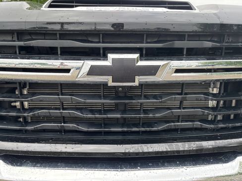 Used 2024 Chevrolet Silverado 3500 LT w/ Texas Edition AWD/4WD image 8
