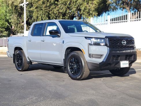 New 2026 Nissan Frontier SV w/ SV Convenience Package image 14