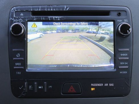 Used 2017 Chevrolet Traverse LS image 17