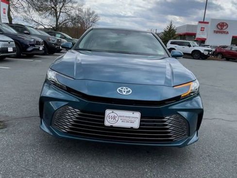 New 2026 Toyota Camry XLE AWD/4WD image 3