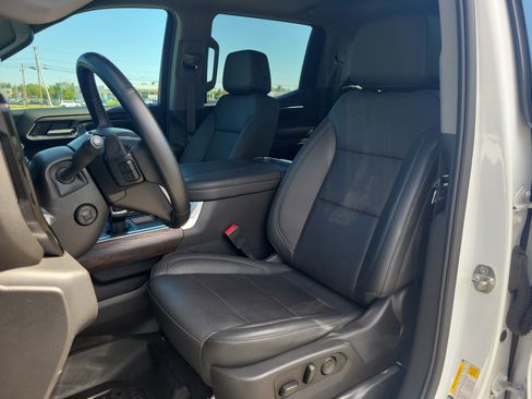 Used 2024 GMC Sierra 1500 SLT w/ SLT Premium Plus Package AWD/4WD image 14