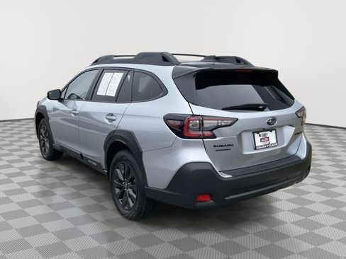 Certified 2025 Subaru Outback Onyx Edition AWD/4WD image 5