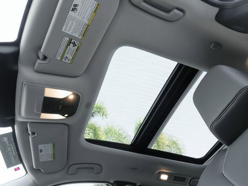 Certified 2026 INFINITI QX60 Luxe w/ Cargo Package FWD image 20