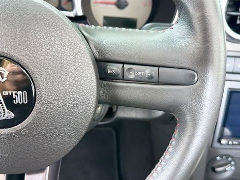 Used 2009 Ford Mustang Shelby GT500 RWD image 20