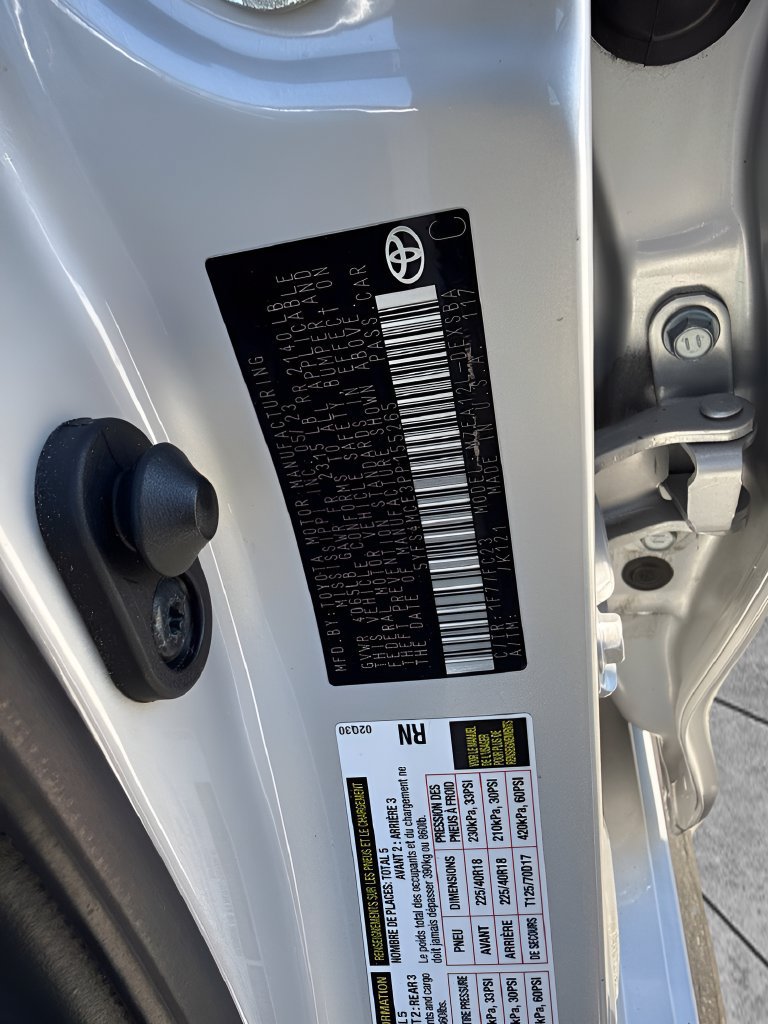 Used 2023 Toyota Corolla SE FWD image 30