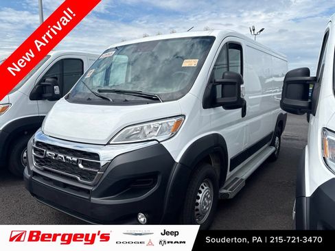 Used 2025 RAM ProMaster 2500 w/ U-Haul Equipment Group FWD image 1