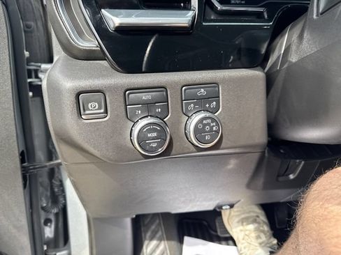 Used 2024 GMC Sierra 1500 Elevation AWD/4WD image 18