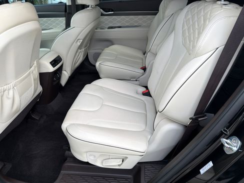 Used 2020 Hyundai Palisade Limited FWD image 22