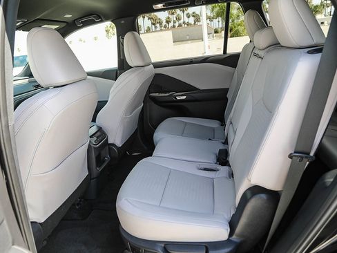 Used 2025 Lexus TX 350 AWD w/ Convenience Package image 18