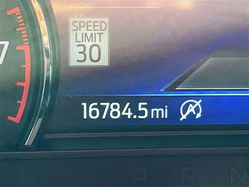 Used 2024 Ford Explorer ST-Line w/ Class IV Trailer Tow Package image 12