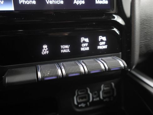 Used 2023 RAM 1500 Big Horn image 44