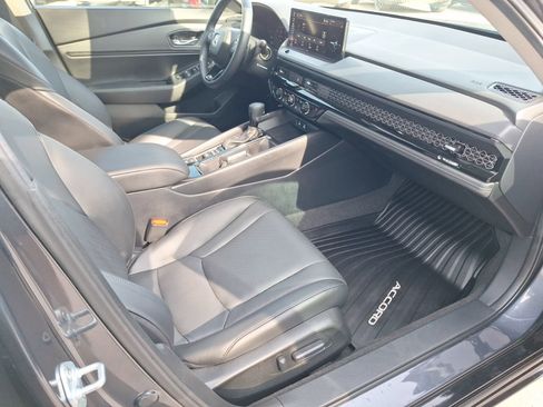 Used 2025 Honda Accord EX-L image 33