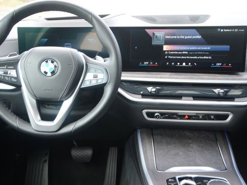 Used 2025 BMW X5 xDrive40i image 18