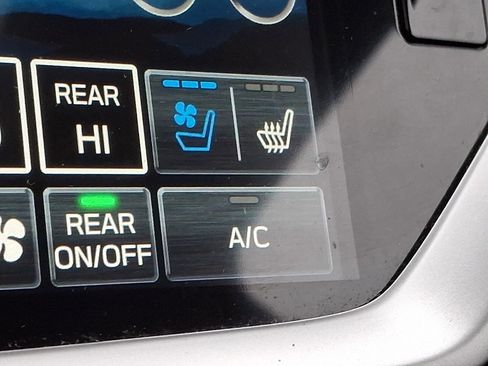 Certified 2023 Subaru Ascent Touring image 27