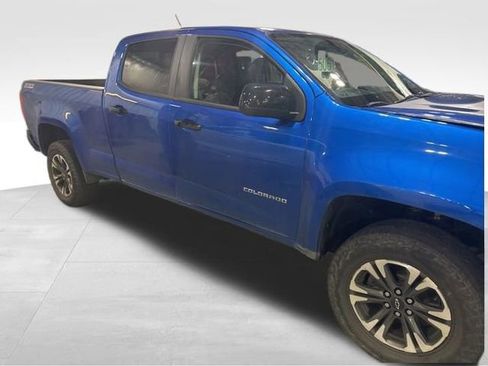 Used 2021 Chevrolet Colorado Z71 AWD/4WD image 9