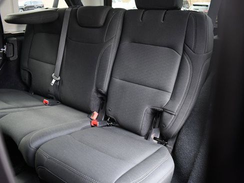 Used 2018 Jeep Wrangler Unlimited Sport S image 22