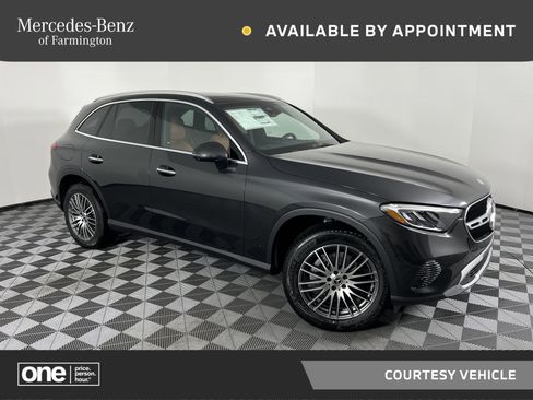 Used 2026 Mercedes-Benz GLC 300 4MATIC image 1