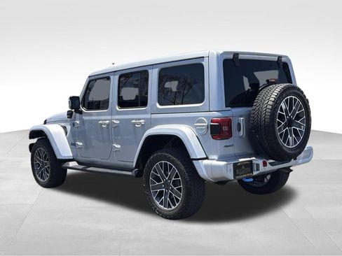 Used 2024 Jeep Wrangler High Altitude AWD/4WD image 7