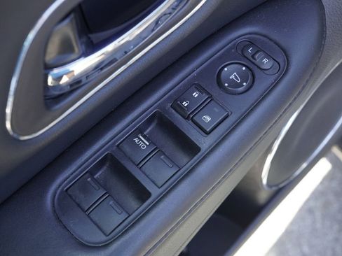 Used 2019 Honda HR-V EX-L image 9