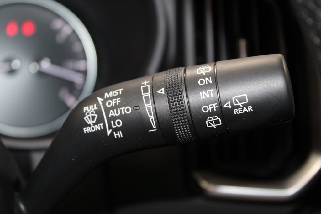 Used 2025 MAZDA CX-50 AWD 2.5 S w/ Weather Package image 37