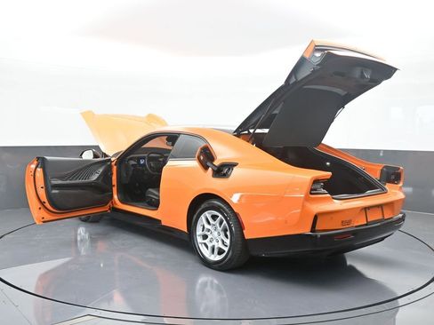 Used 2025 Dodge Charger R/T w/ Sun & Sound Package image 77