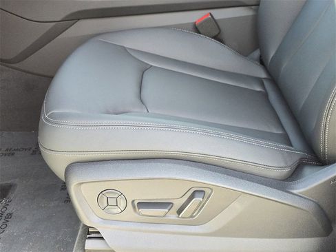 New 2026 Audi Q7 2.0T Premium image 18