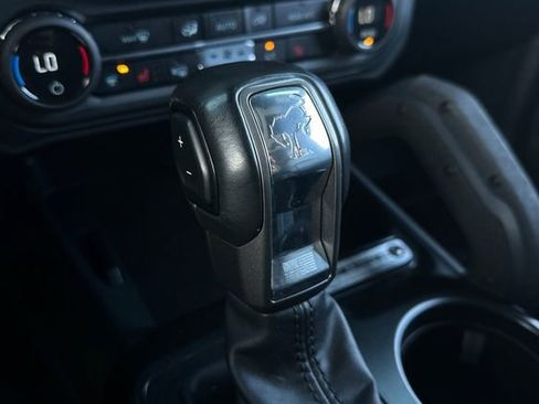 Used 2025 Ford Bronco Badlands AWD/4WD image 24