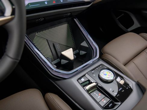 Certified 2025 BMW X3 xDrive30i image 11