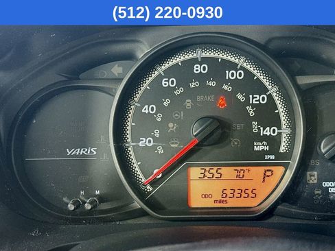 Used 2016 Toyota Yaris L image 15