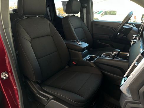 Used 2024 GMC Canyon Elevation w/ Convenience Package image 16