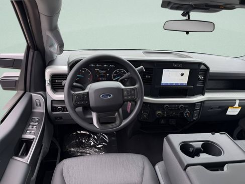 New 2026 Ford F250 XL w/ STX Appearance Package AWD/4WD image 7