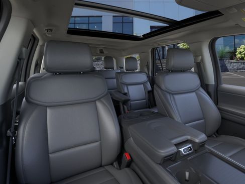 New 2026 Ford Expedition Active AWD/4WD image 10