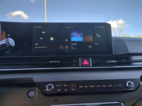 New 2026 Kia Carnival EX FWD image 10